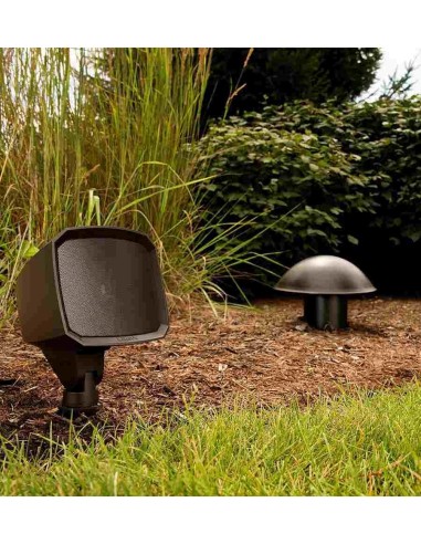 Сабвуфер Klipsch PRO-12SW-LS в ландшафтном дизайне