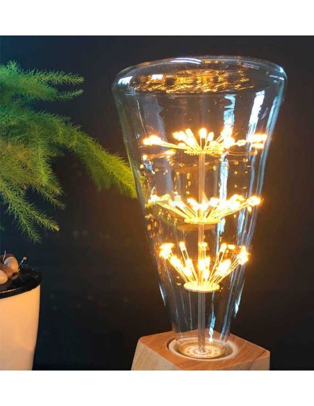 Пример свечения светодиодной декор лампы Triangle Bottle Firework E27 3W 2200K