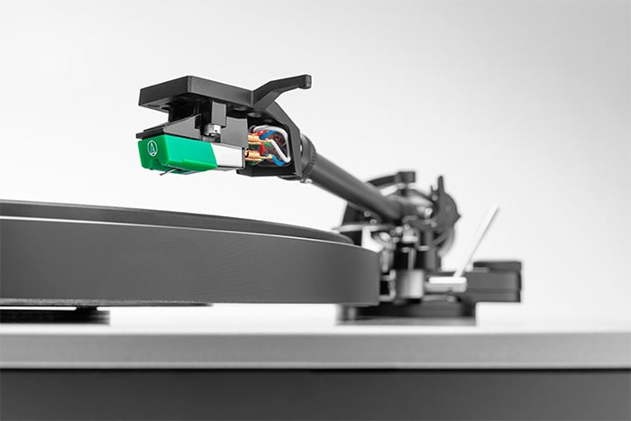 Cambridge Audio ALVA ST с картриджем Moving Magnet